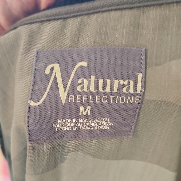 NWOT-Natural Reflections Tan Camouflage Bomber Jacket - Picture 6 of 6